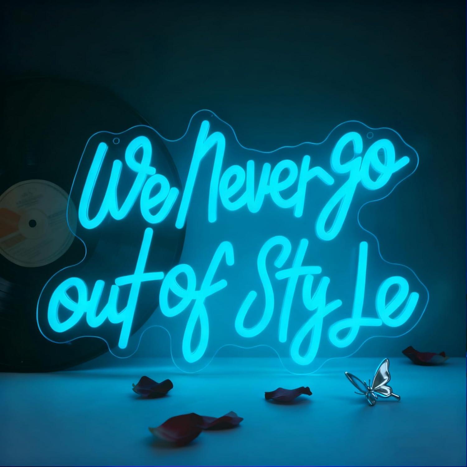 Neon Sign Party - Wir sind nie aus der Mode